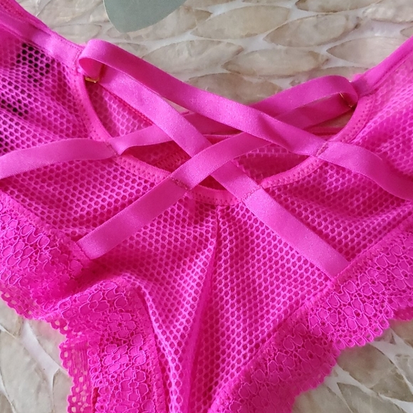 ❤ VICTORIA'S SECRET CHEEKY PANTY - Picture 4 of 6